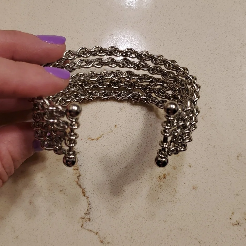 Cuff bracelet, silver with 5 band cuffs all connected - Picture 4 of 7